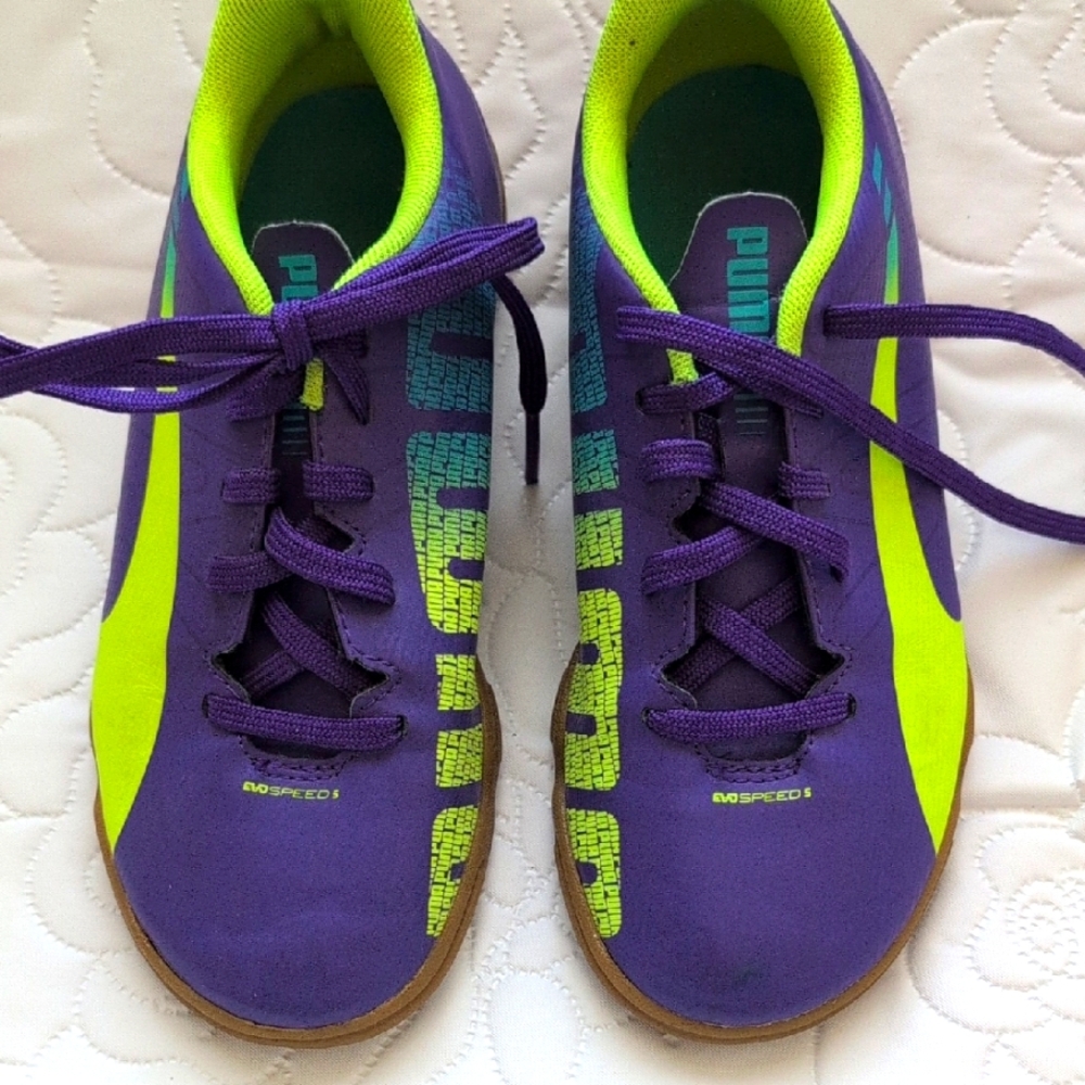 Box#20 Puma Purple and Green Sneakers Athletic Shoes